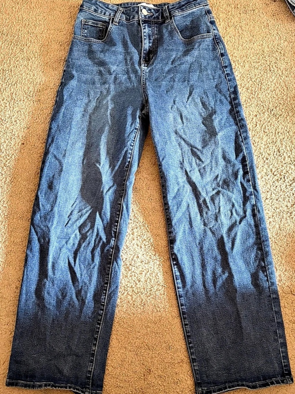 Women's Straight Leg Jeans in Blue Like New